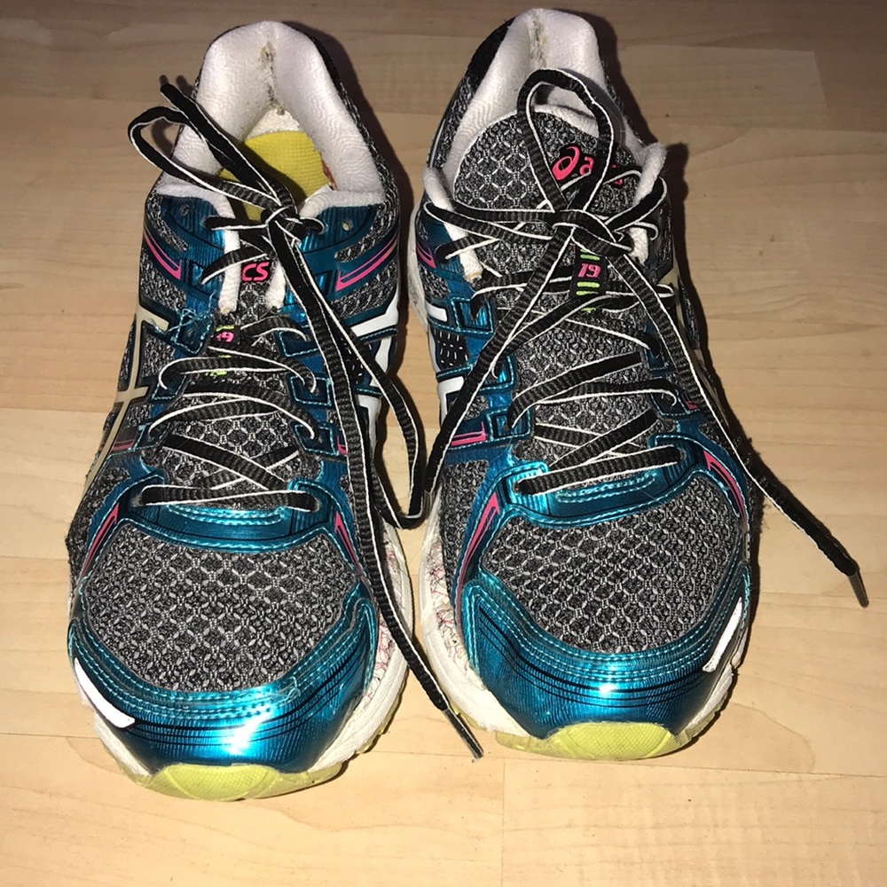 ASICS gel KAYANO 19 women’s running shoes size 9